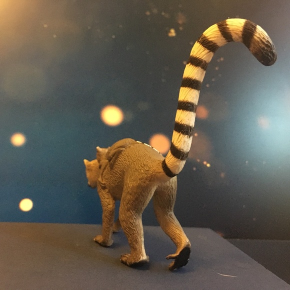 Animal figure - Picture 2 of 2